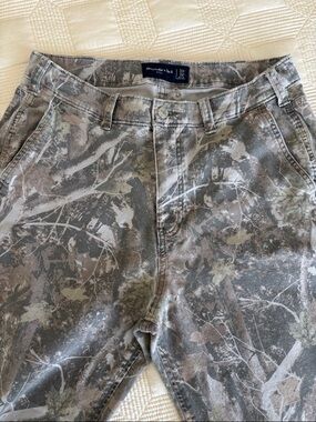 Abercrombie & Fitch camo gray brown carpenter pants